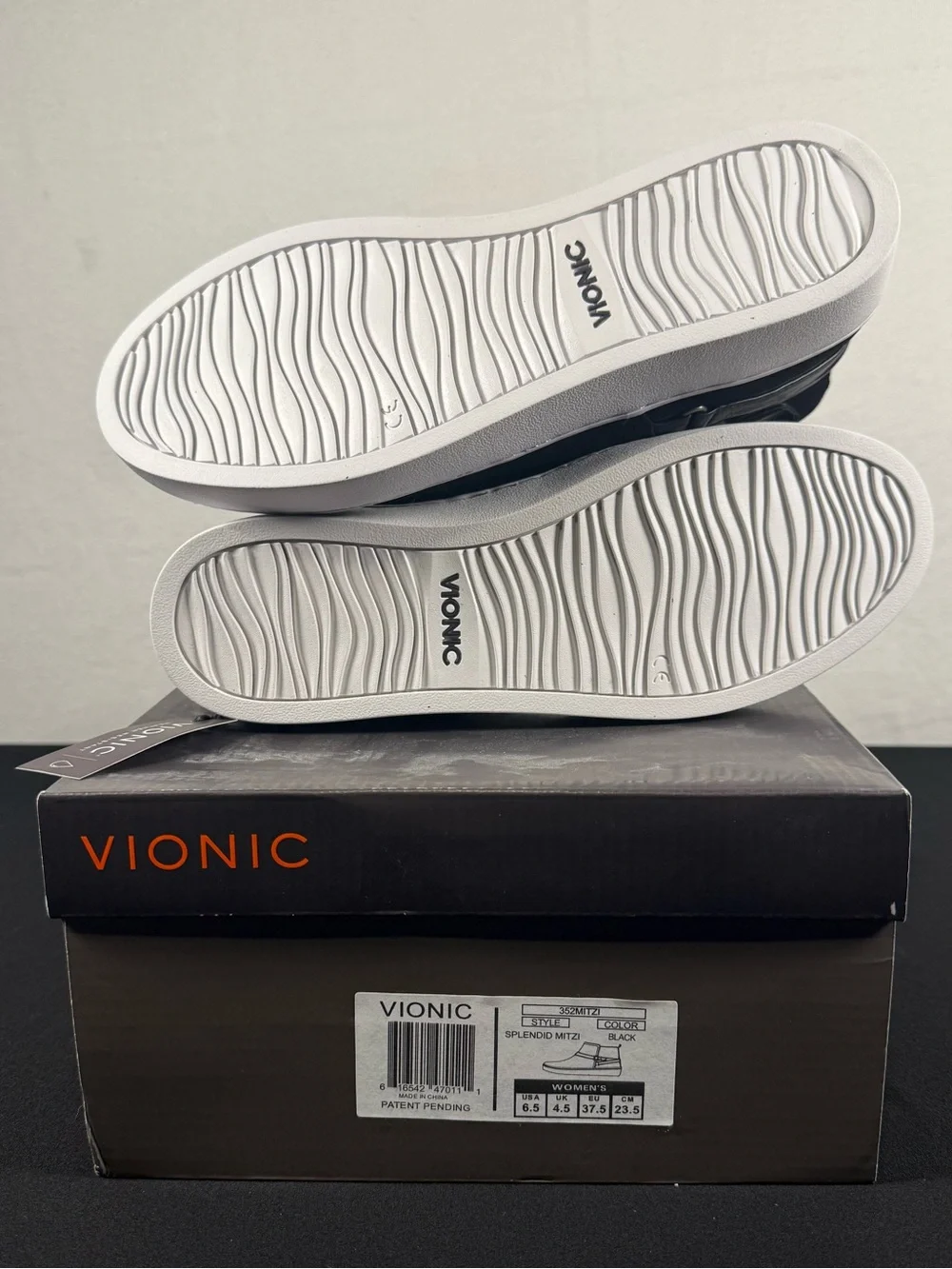 Vionic - Mitzi Black Suede Ankle Bootie W/ Side Zipper White Soles NIB Size 6.5